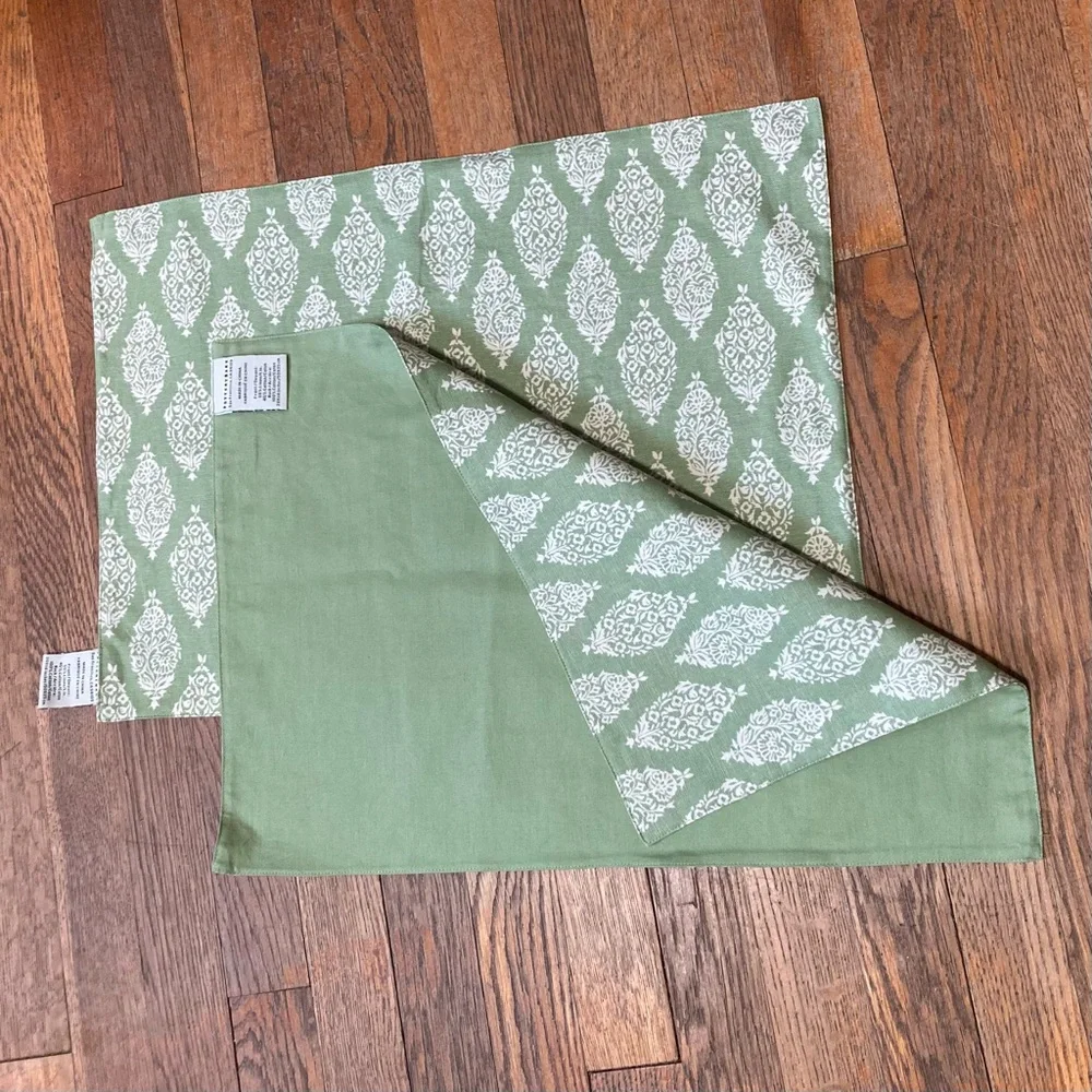 POTTERY BARN Linen Cotton Set of 2 Mediterranean Indian Placemats 20 x 14 in
